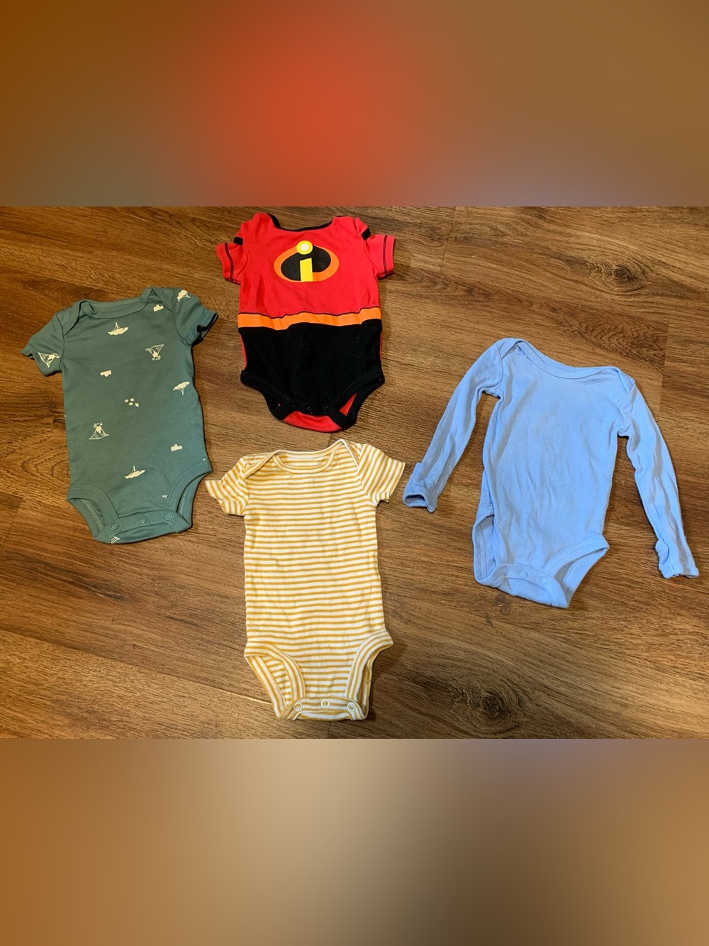 Lot of 4 Newborn Bodysuits